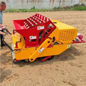 Máquina de cultivo de ajo autopropulsada